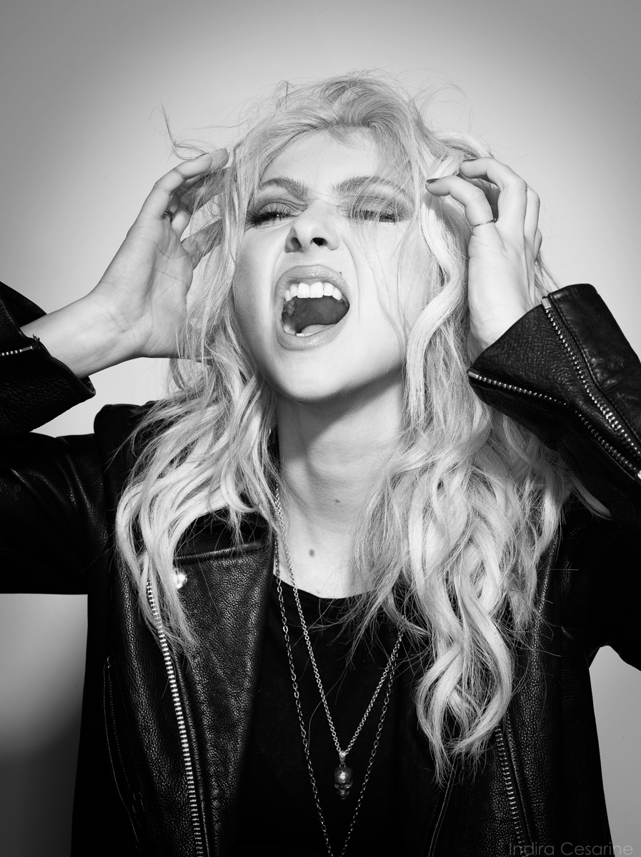 TAYLOR-MOMSEN-THE-PRETTY-RECKLESS-PHOTOGRAPHY-BY-INDIRA-CESARINE-12.jpg