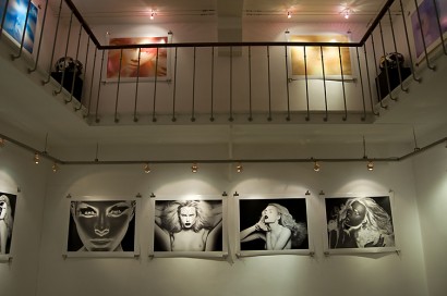 visionair-gallery-opening-indira-cesarine-2010-002.jpg